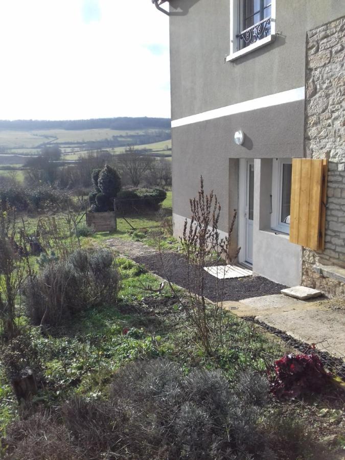 Agreable Chambre Meublee, Vue Sur La Vallee De L'Auxois Villy-en-Auxois Eksteriør bilde